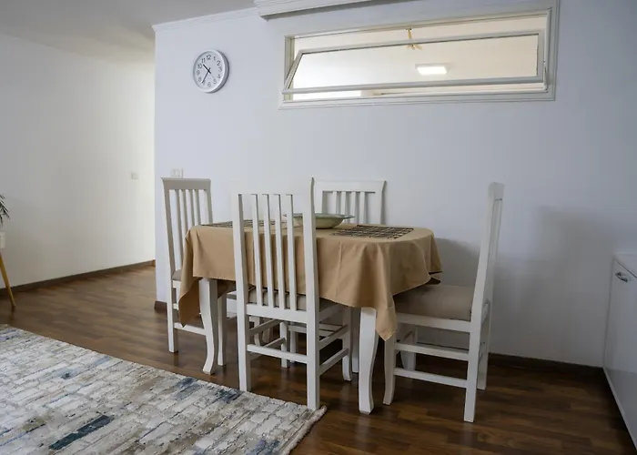 Central Loft Near Olympic Park